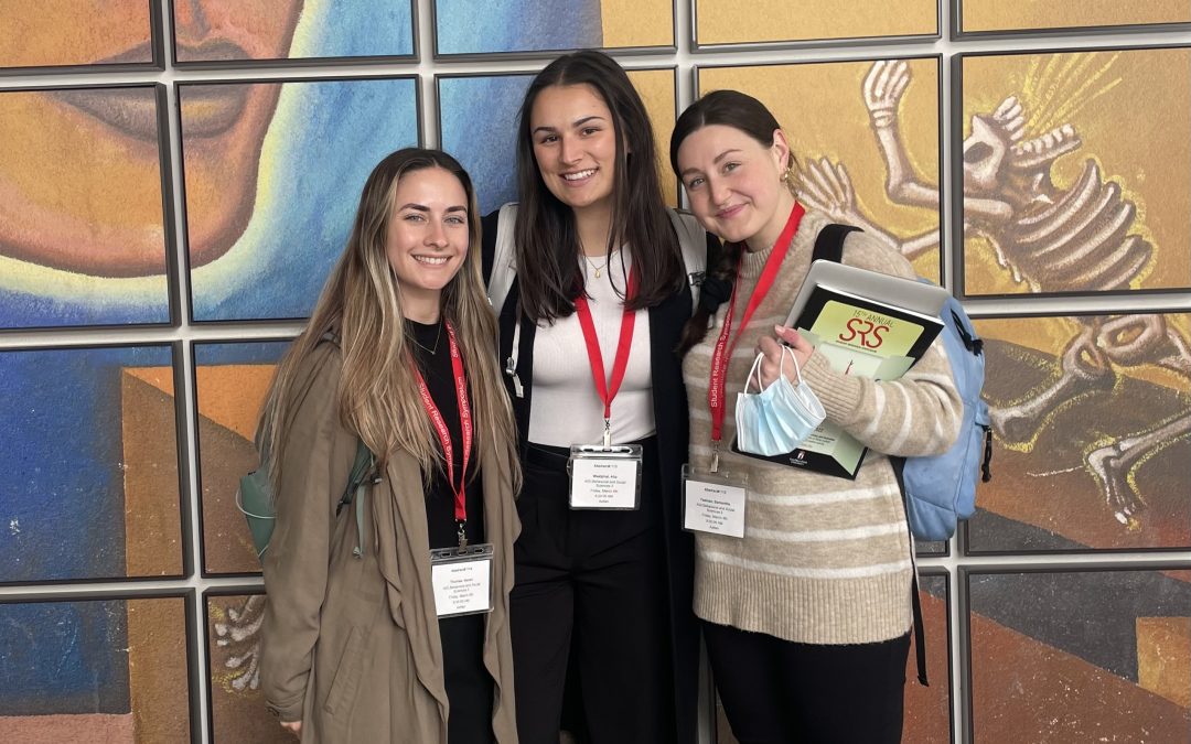 Thomas Lab Presents at 2022 Student Research Symposium